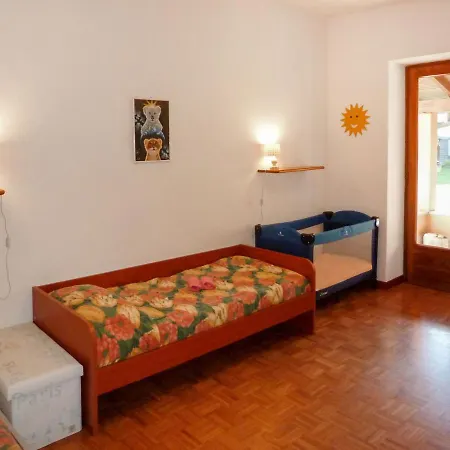 Locazione Turistica Casa Libellula Holiday home Maccagno